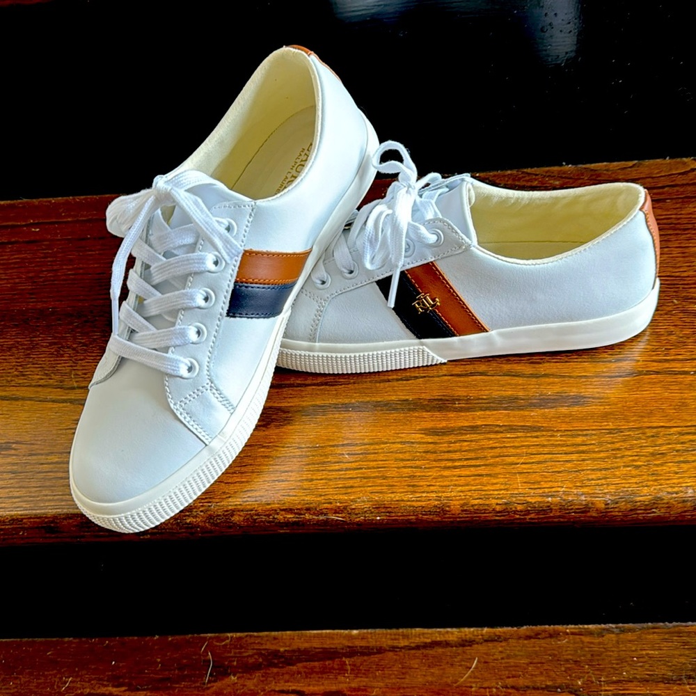 Ralph Lauren Jansen’s original price $125 in excellent condition.